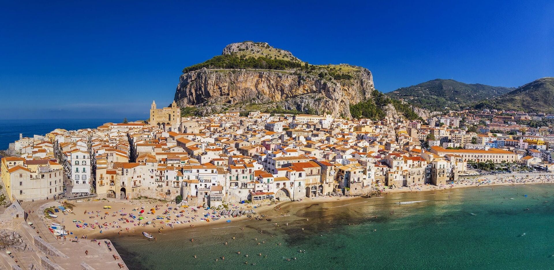Cefalù e auto/scooter